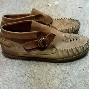 Cute OTBT moccasins